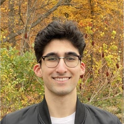 ParssaKyanzadeh 的头像