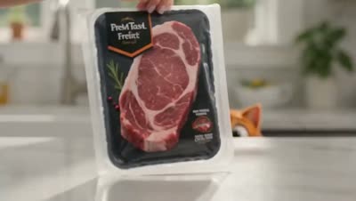 带有动画效果的 UGC 肉类广告